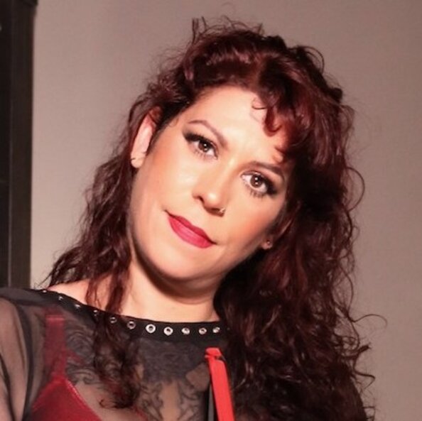 portrait-gouvernante-carmen-kopie.jpg