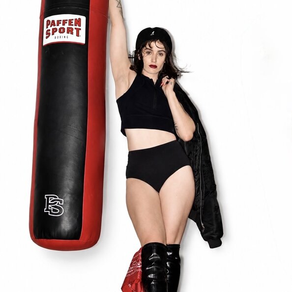15.Eliza-clash-boxsack.jpg