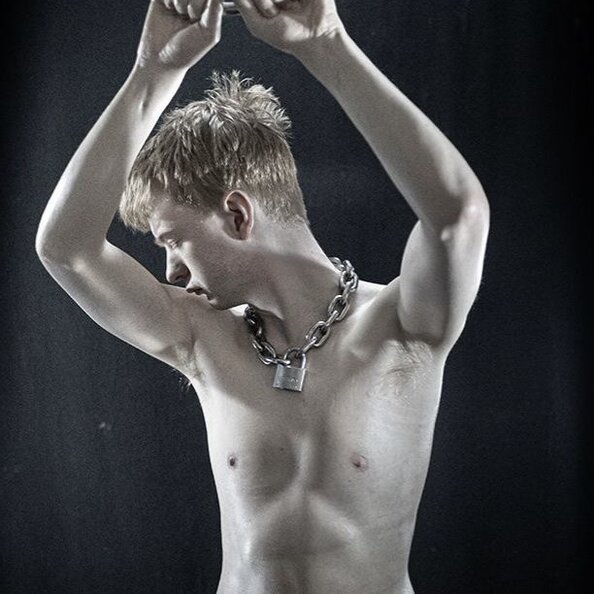 03-felix-boy-knabe-submissiv-devot.jpeg