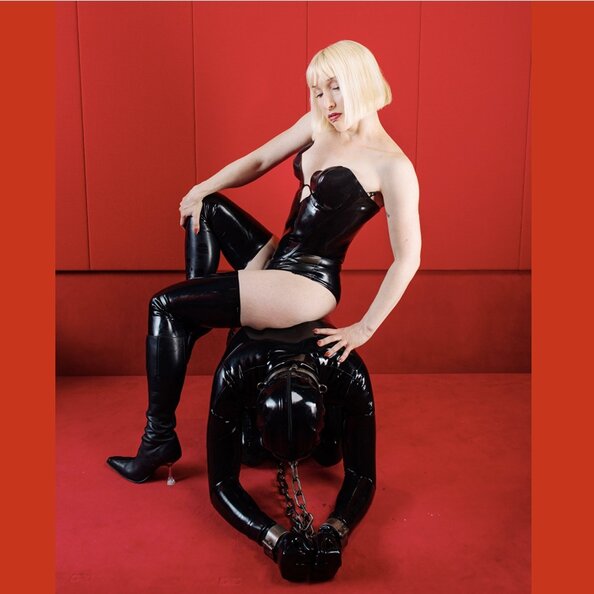 66.Herrin_Ricarda_London.jpg