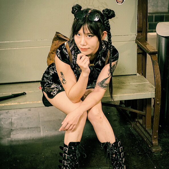 55-miss-voltage-cuty.jpg