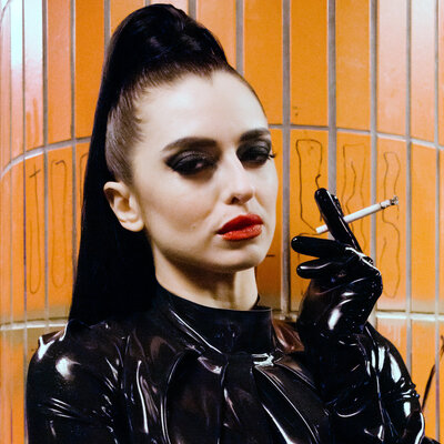 Mistress Bella Lugosi