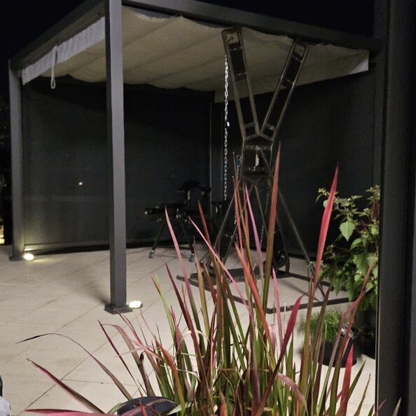 5-dominastudio-atrium-terrasse-bdsm-bizarr-sm.jpg